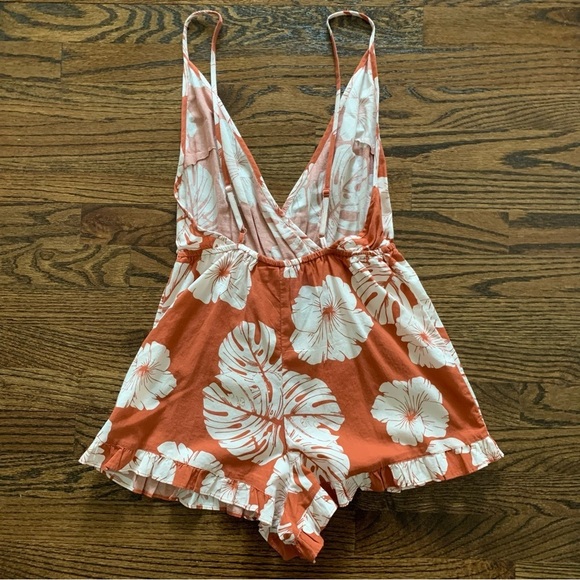 NWOT Roxy Rust Orange Tropical Floral Print Romper Size XS - Picture 8 of 9